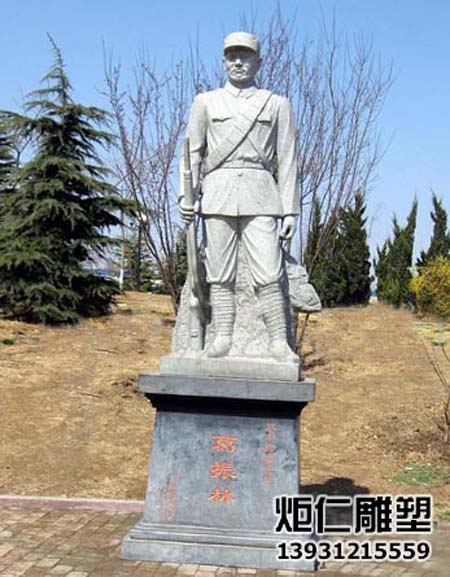 花岗岩人物石雕(图1) 2.jpg